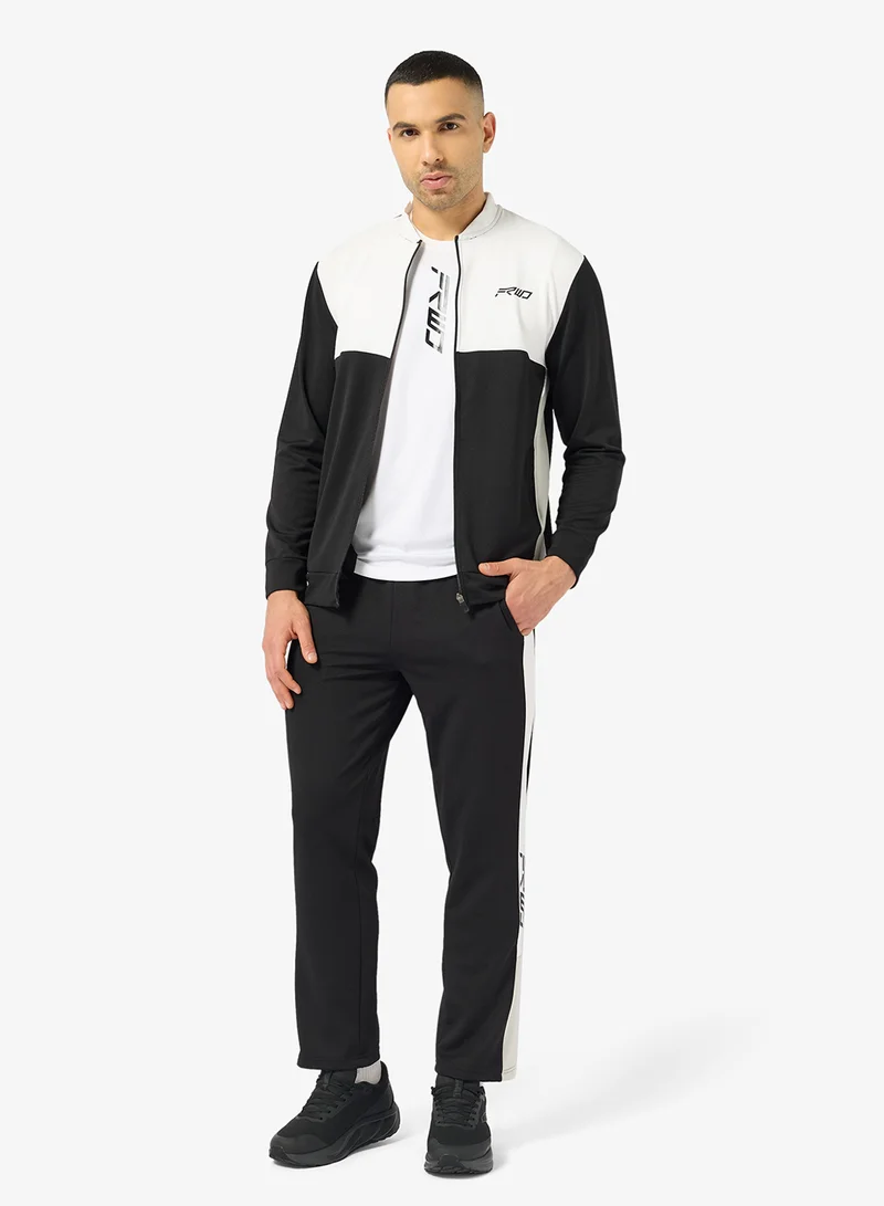 فورورد بدلة رياضية